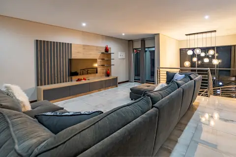 Diamond & Pearl Luxury Lodge