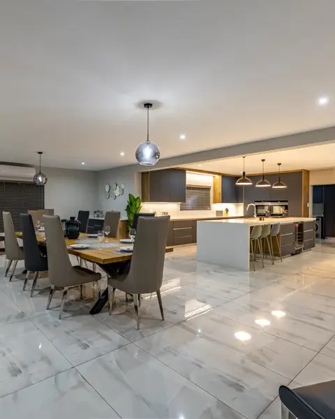 Diamond & Pearl Luxury Lodge