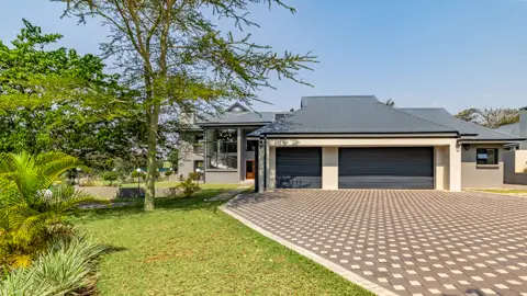Diamond & Pearl Luxury Lodge