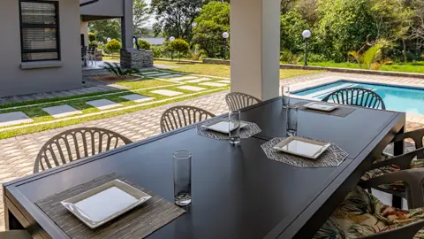 Diamond & Pearl Luxury Lodge